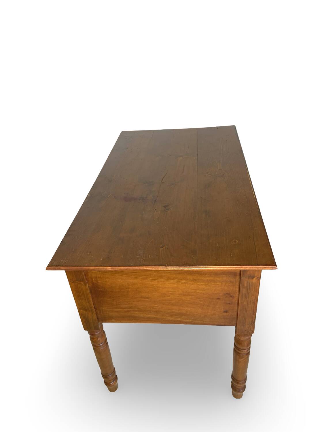 Italian pine wood centre writing desk from the 1960s, a reproduction o