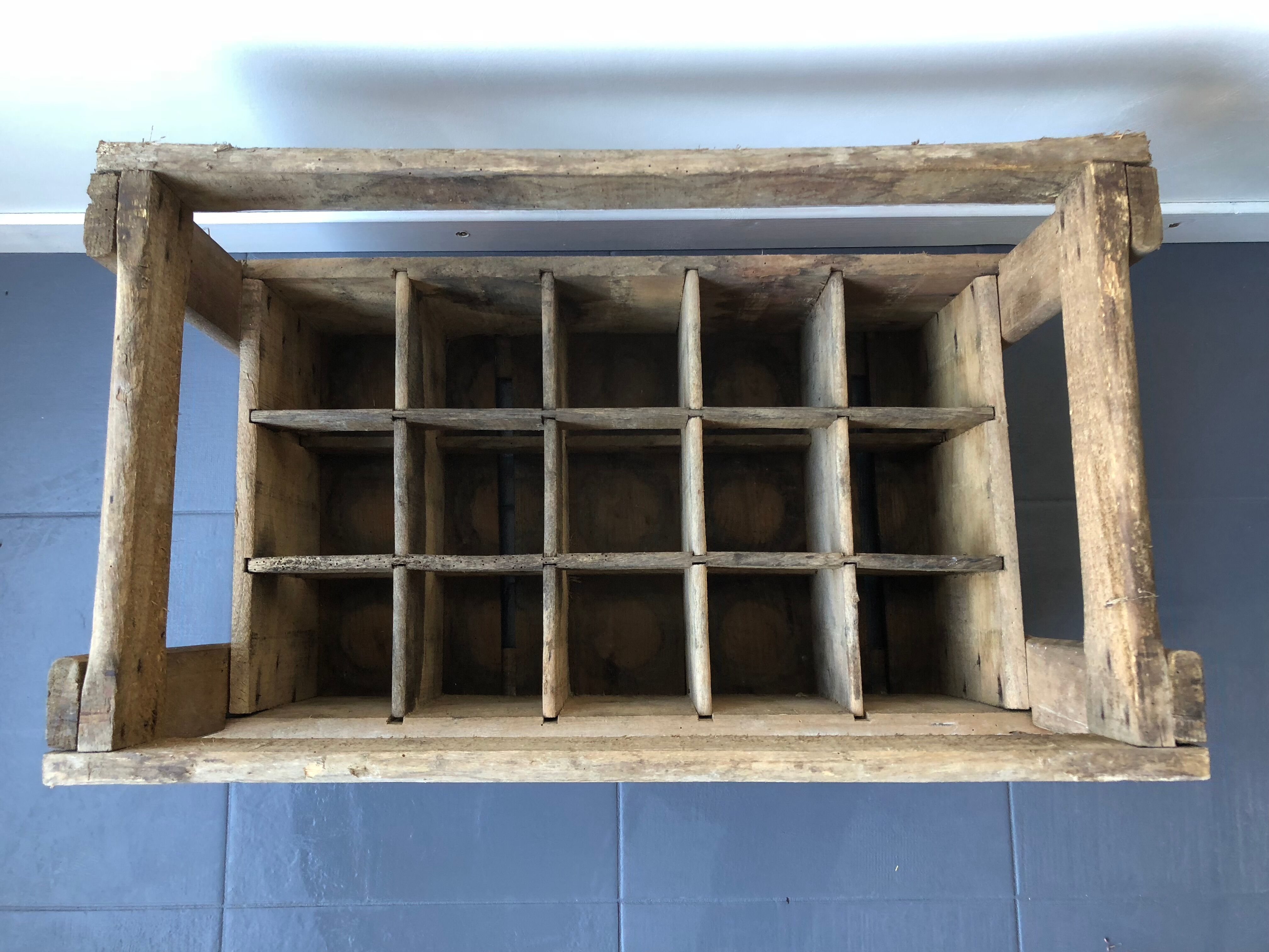 Wooden case for bottles