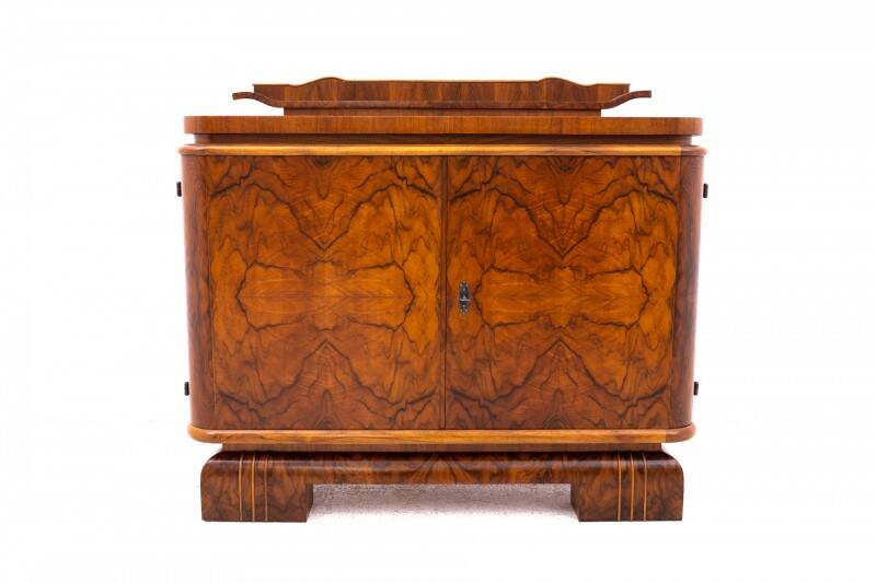 Interesting Art Deco chest of drawers, Poland, circa 1930.