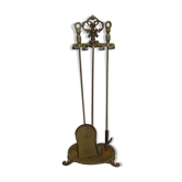 Nécessaire de foyer de cheminée en fonte