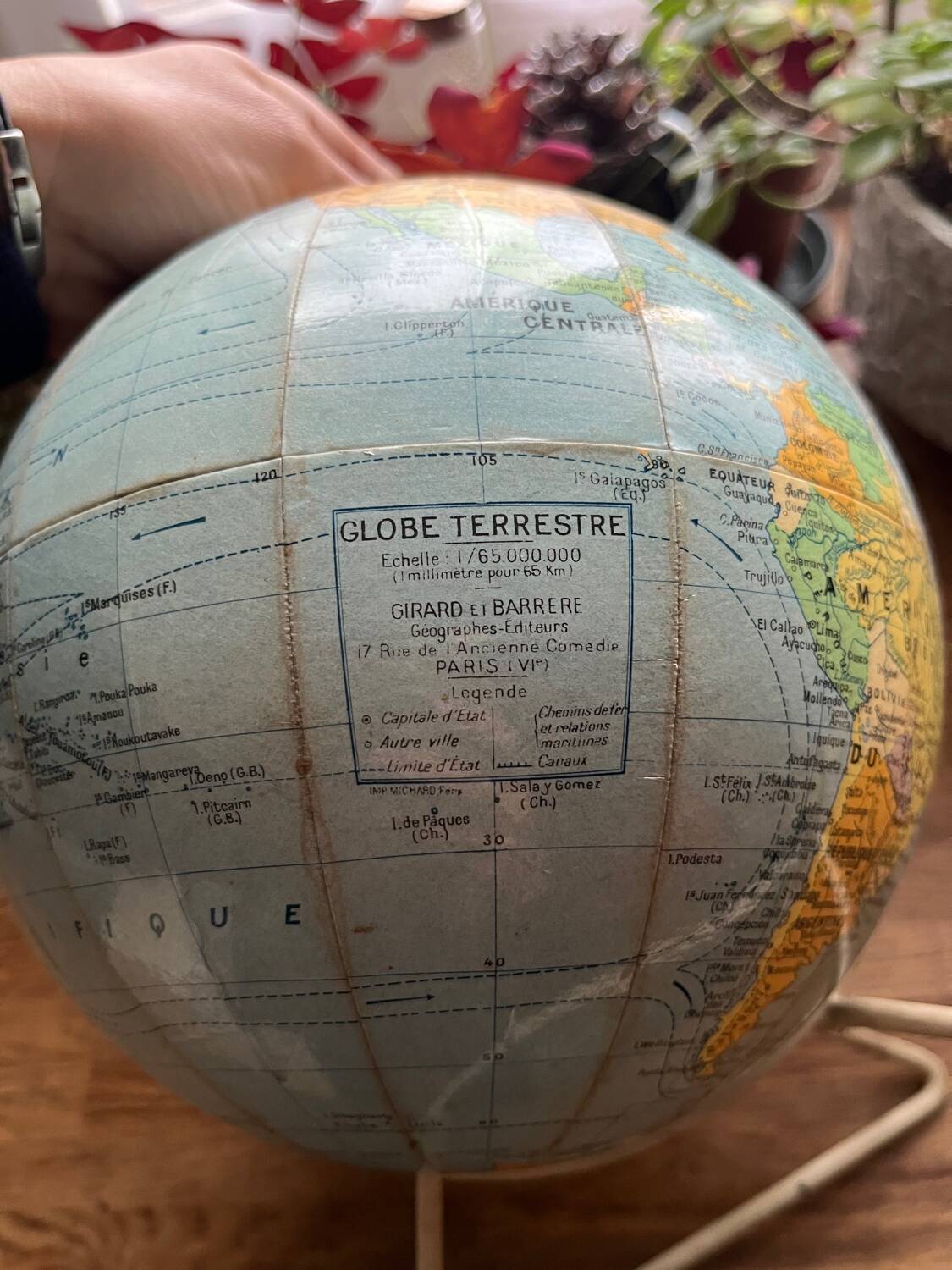 Globe terrestre Girard et Barrere