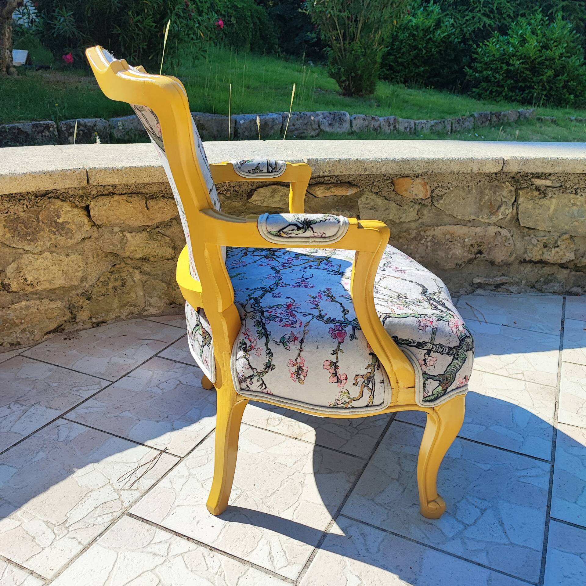 Paire de fauteuils cabriolets, rénovés