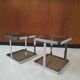 Paire de tables d'appoint ou bouts de canapé vintage