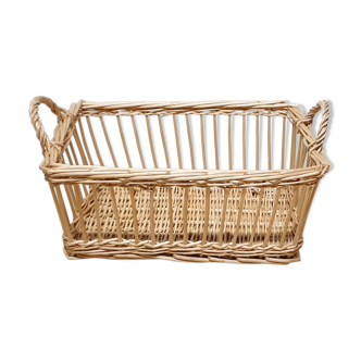 Rectangular wicker basket
