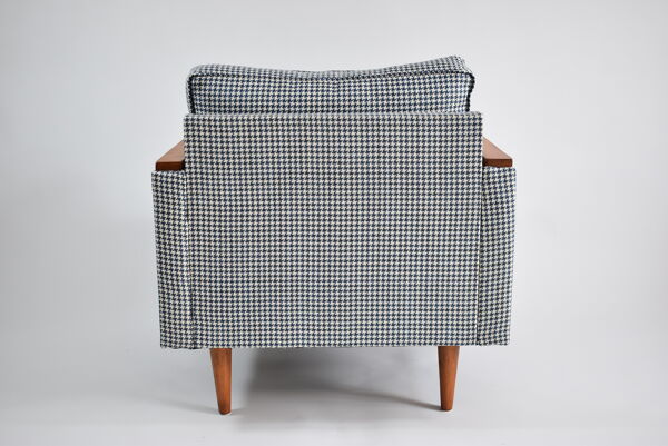 Fauteuil modèle Cube, rénové, design polonais original, 1970, pied de poule