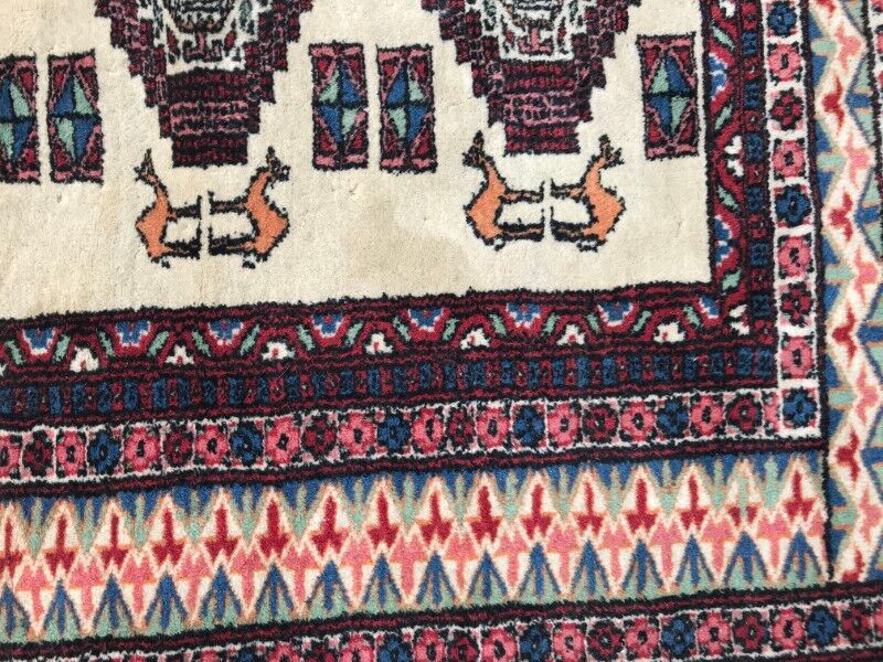 Carpet vintage pakistan done hand 126 X 188 CM