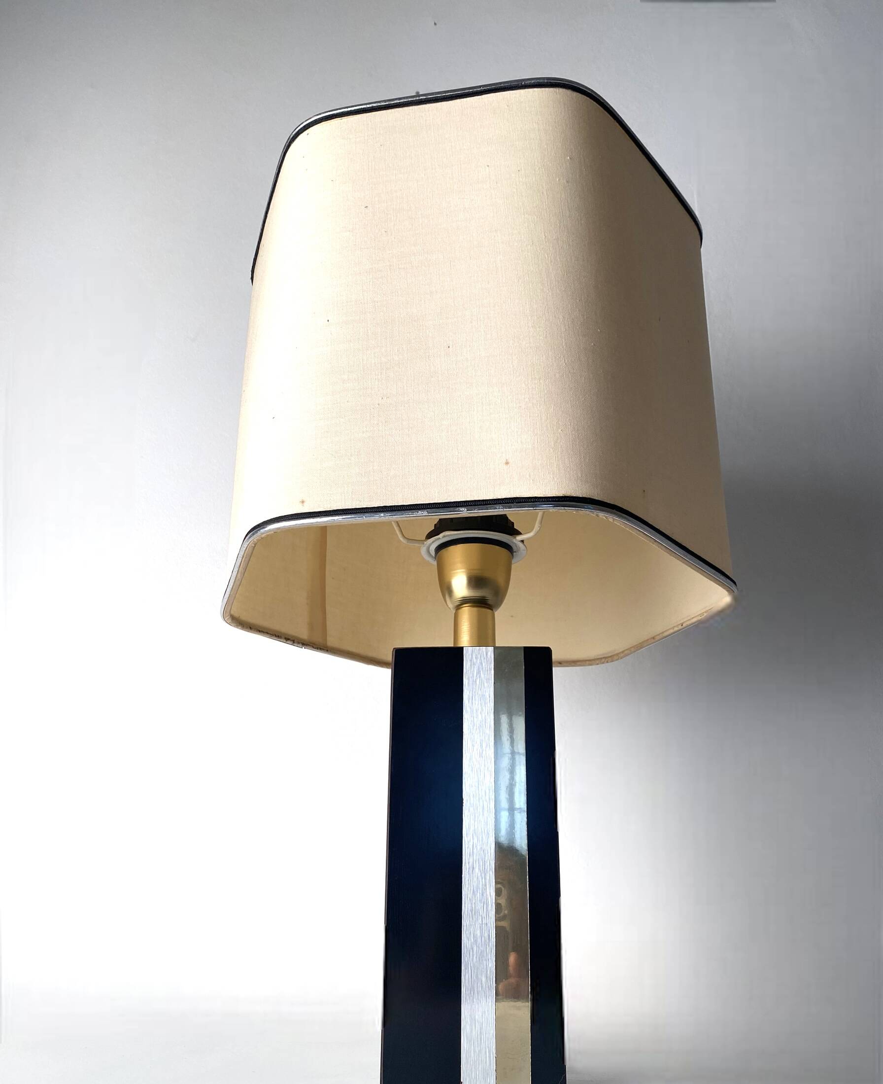 Vintage table lamp from the 70s