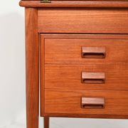 Bureau vintage en teck à rabat scandinave