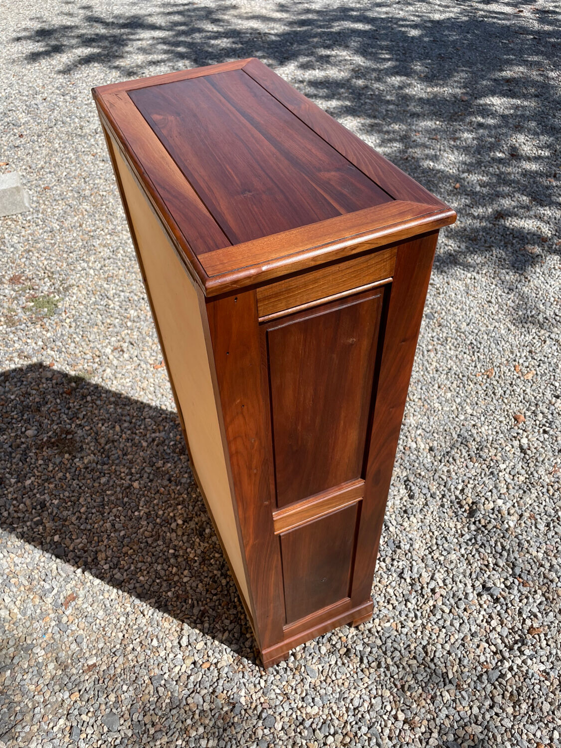 Bibliothèque vintage en bois