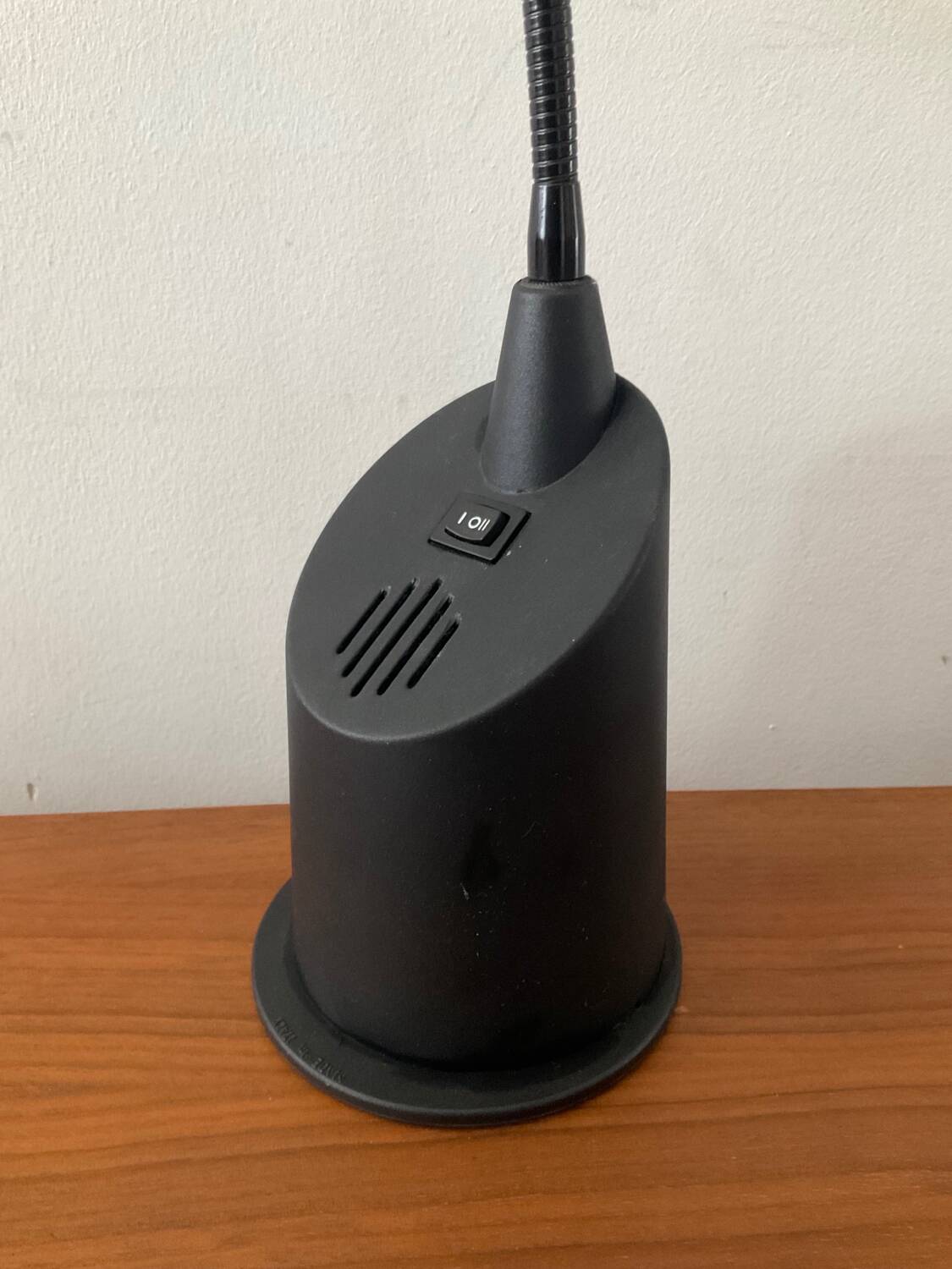 Italian articulated lamp from the 70s and 80s