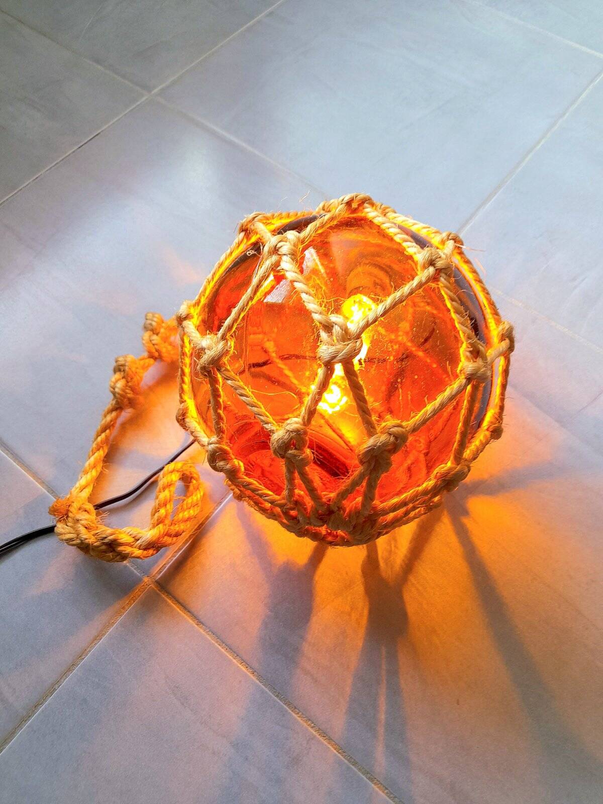 Floating fishing net lamp, diameter 20 cm.