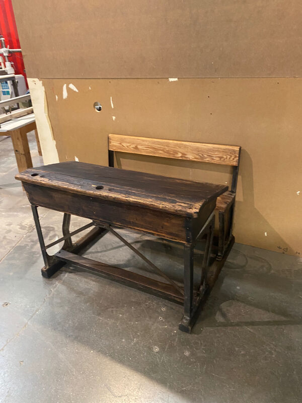 Bureau d’écolier double 1900