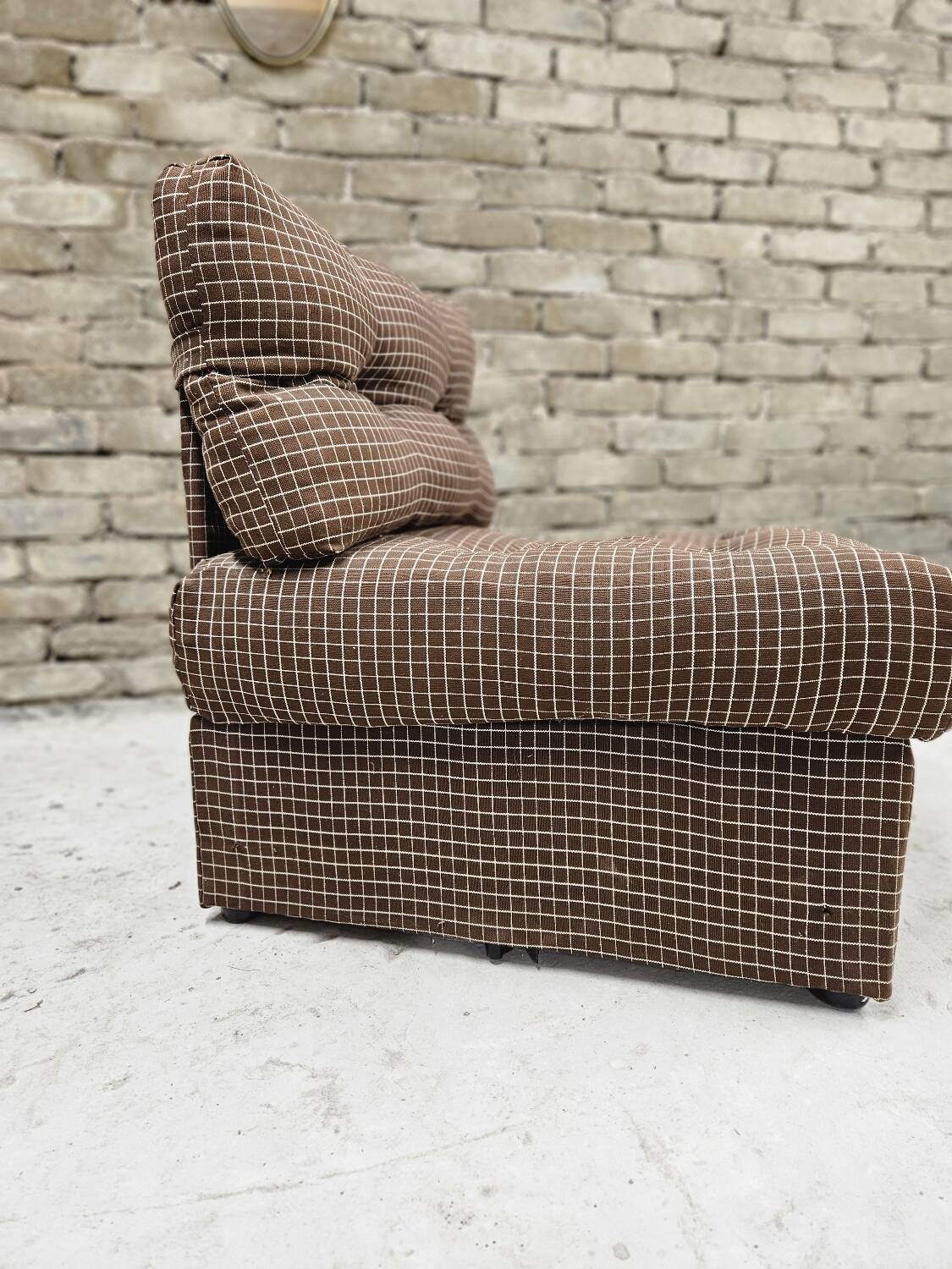 Vintage fireside chair 1970