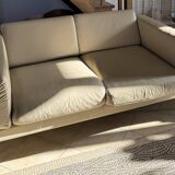 Canapé  2 places cuir Forum 11 de Robin Day  pour Habitat 2010