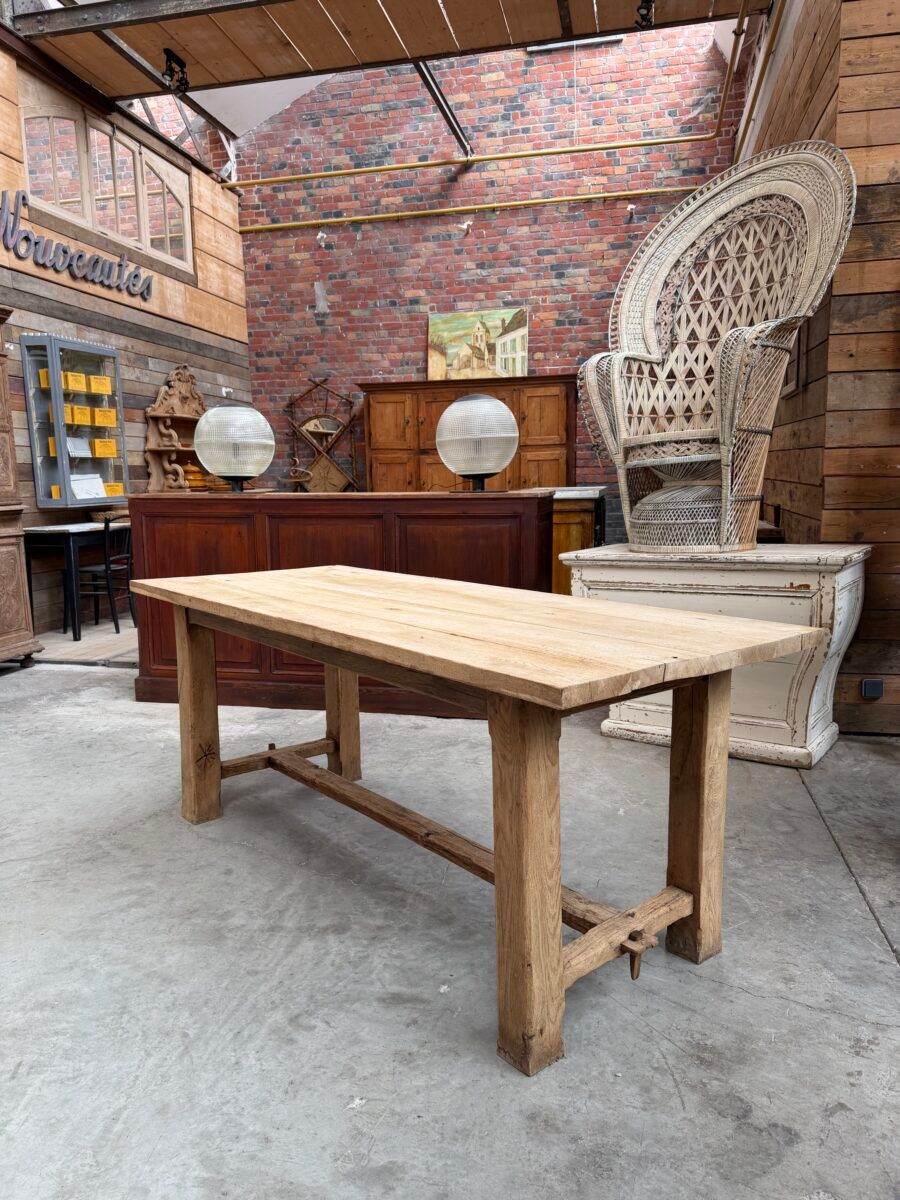 Mid-20th century oak farmhouse table
