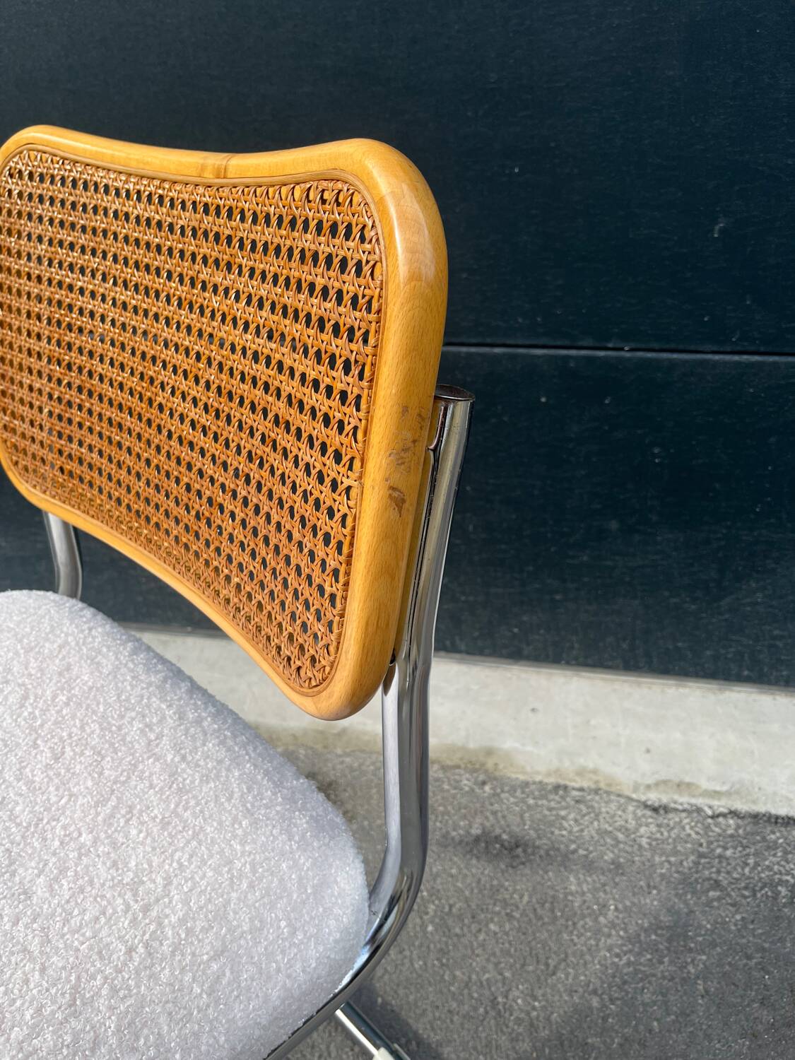 Chaise B32 Marcel Breuer Cesca tissu bouclette