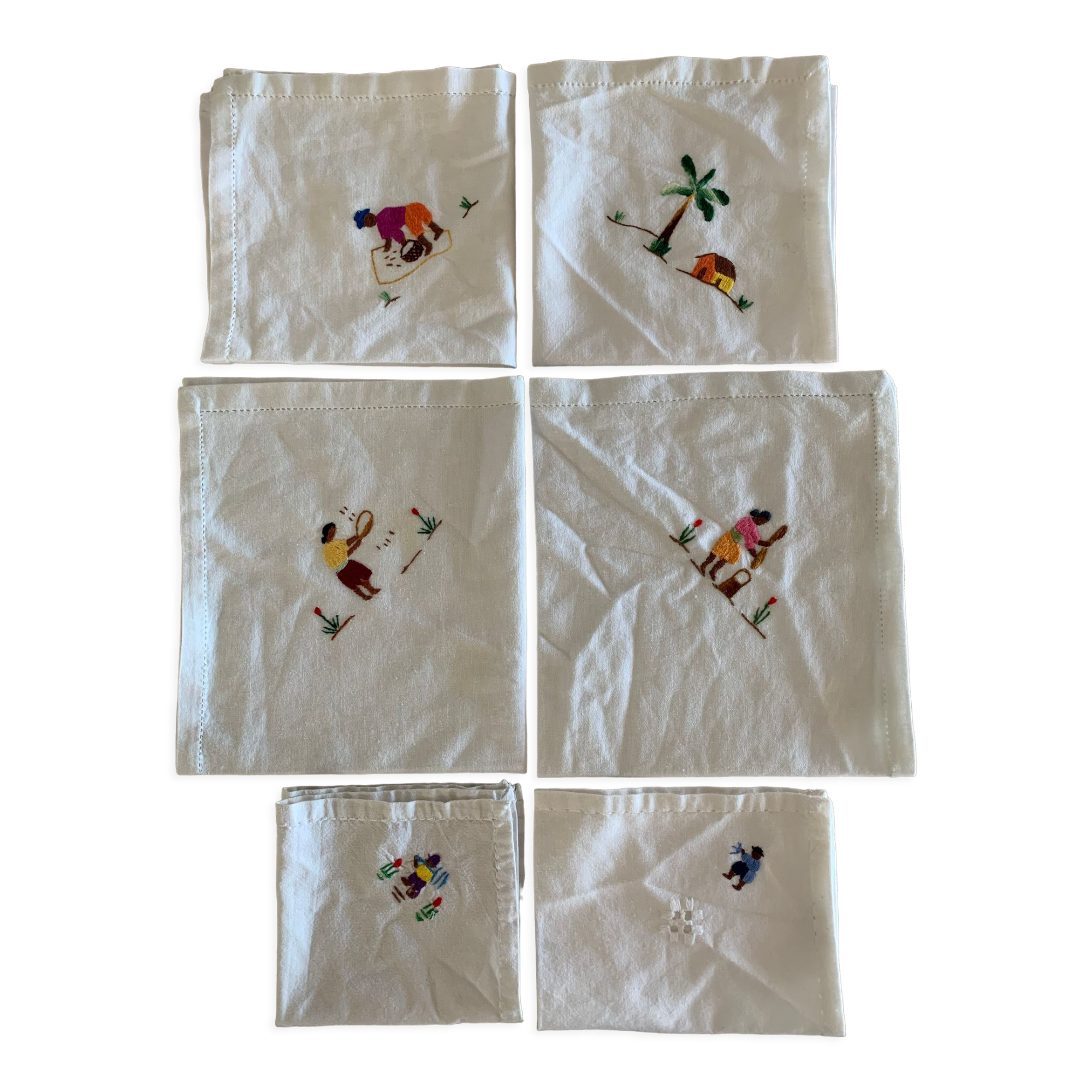 Lot 6 serviettes vintages broderies