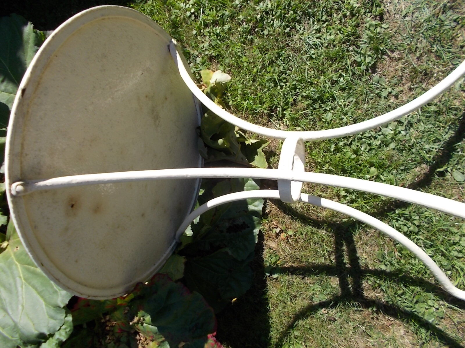White wrought iron table