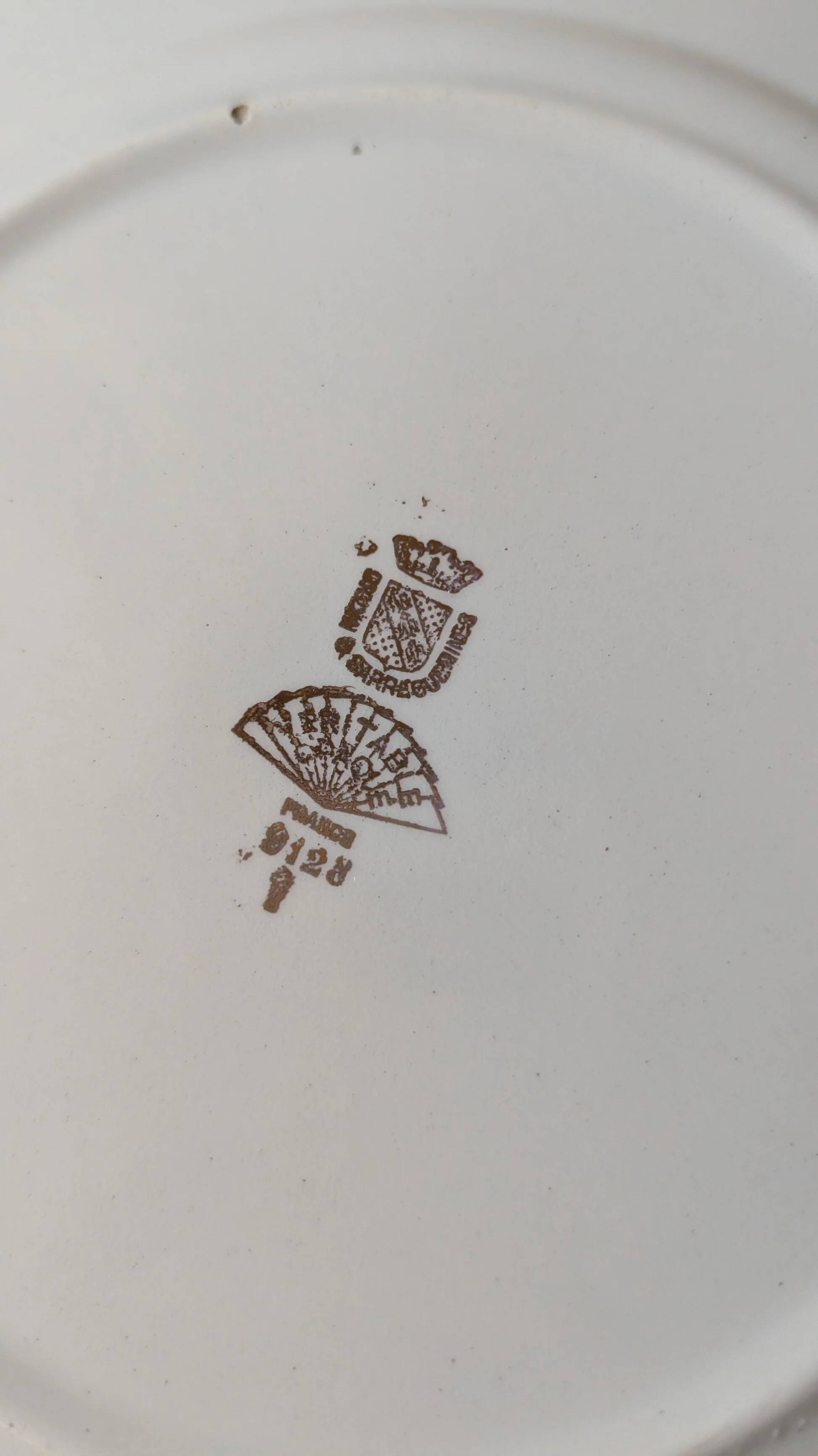 Set of 8 dinner plates – Digoin & Sarreguemines – Vintage floral design