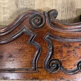 Cornice pediment in low relief in wood