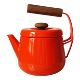 Kobenstyle Jens Quistgaard kettle in enameled metal & solid wood