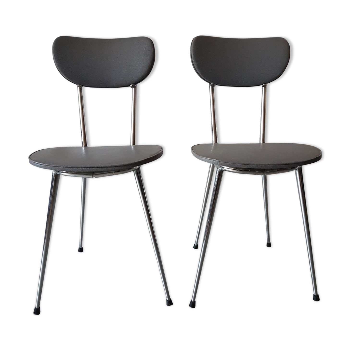 Pair of vintage chairs in metal and grey