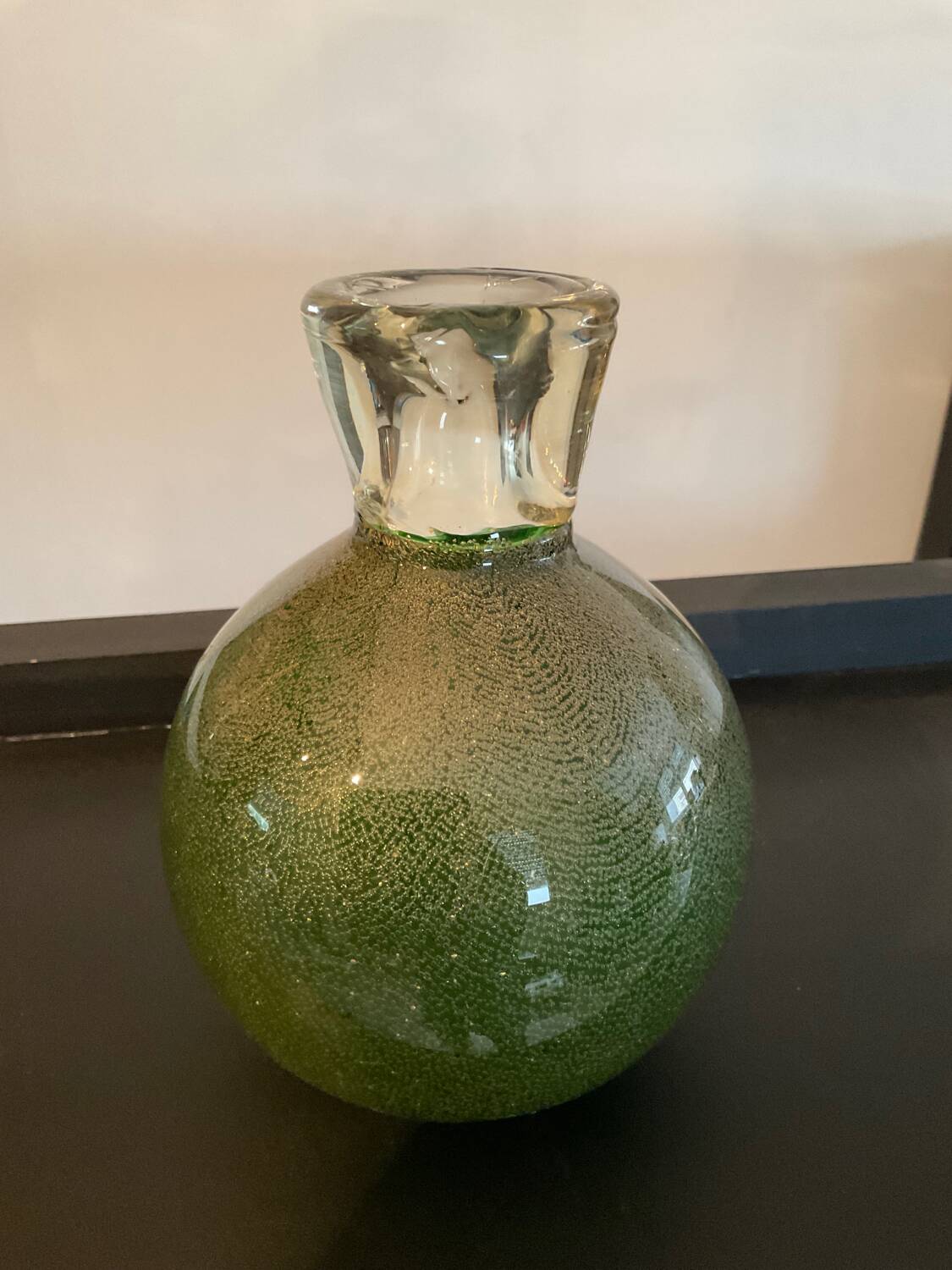 Vintage Murano vase in bubble-blown glass paste
