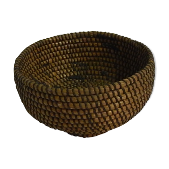 Old braided straw cup (bourgne)