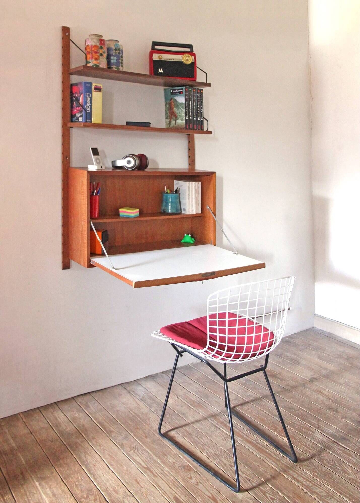 Cadovius wall secretary library