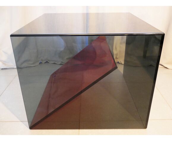 Contemporary side table red tinted glass | Selency