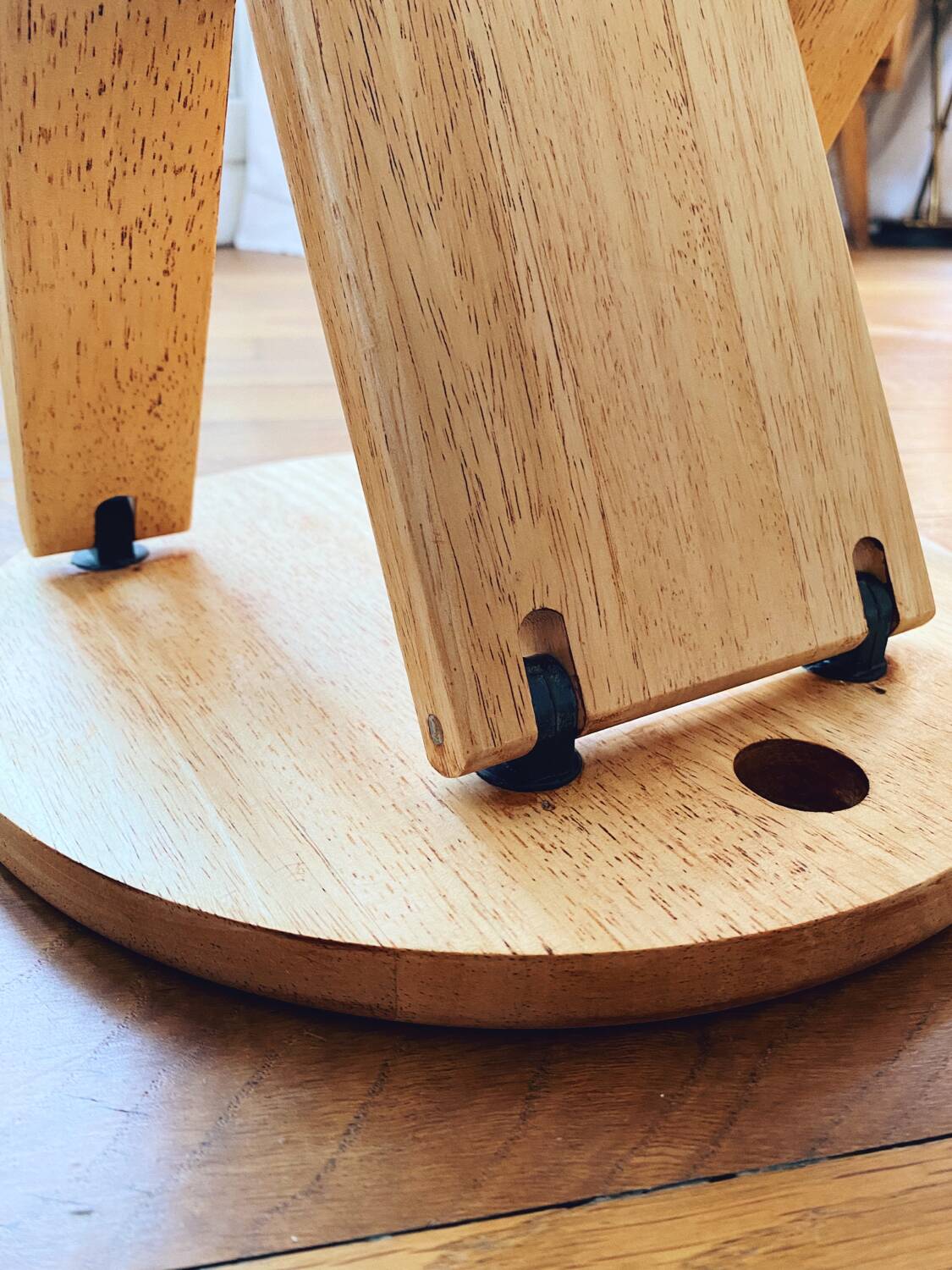 Suzy light wood stools, Adrian Reed, 1970