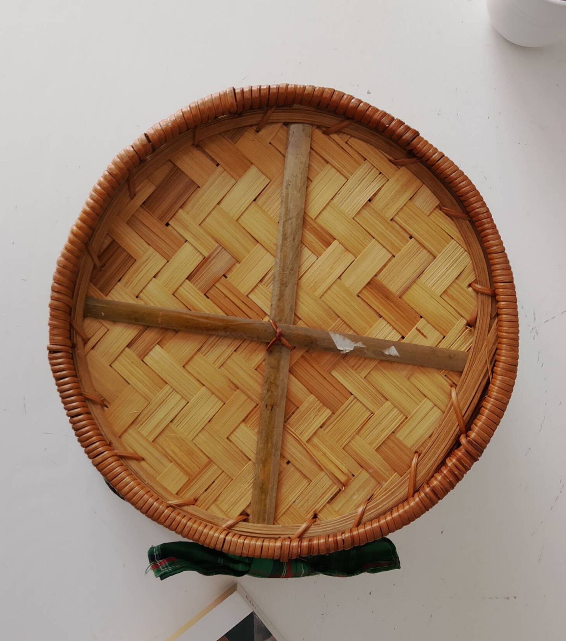 Panier vintage rotin et osier tissu écossais