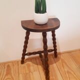 Wooden stool turned feet