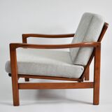 Fauteuil scandinave restauré des années 60, icône polonaise