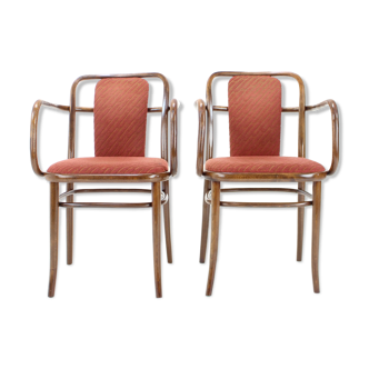 Set of two bentwood chairs, ton 1989