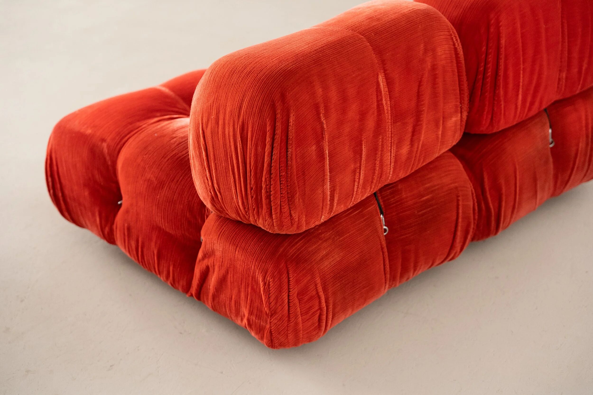 Camaleonda de Mario Bellini pour B&B Italia