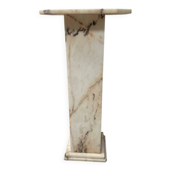 Colonne de présentation en marbre veiné XX siècle