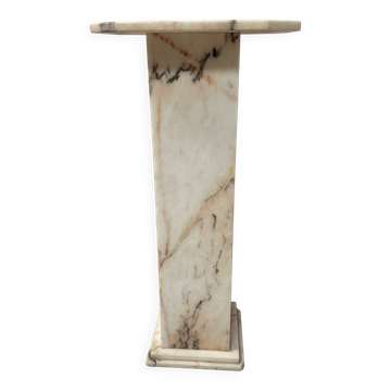 Colonne de présentation en marbre veiné XX siècle