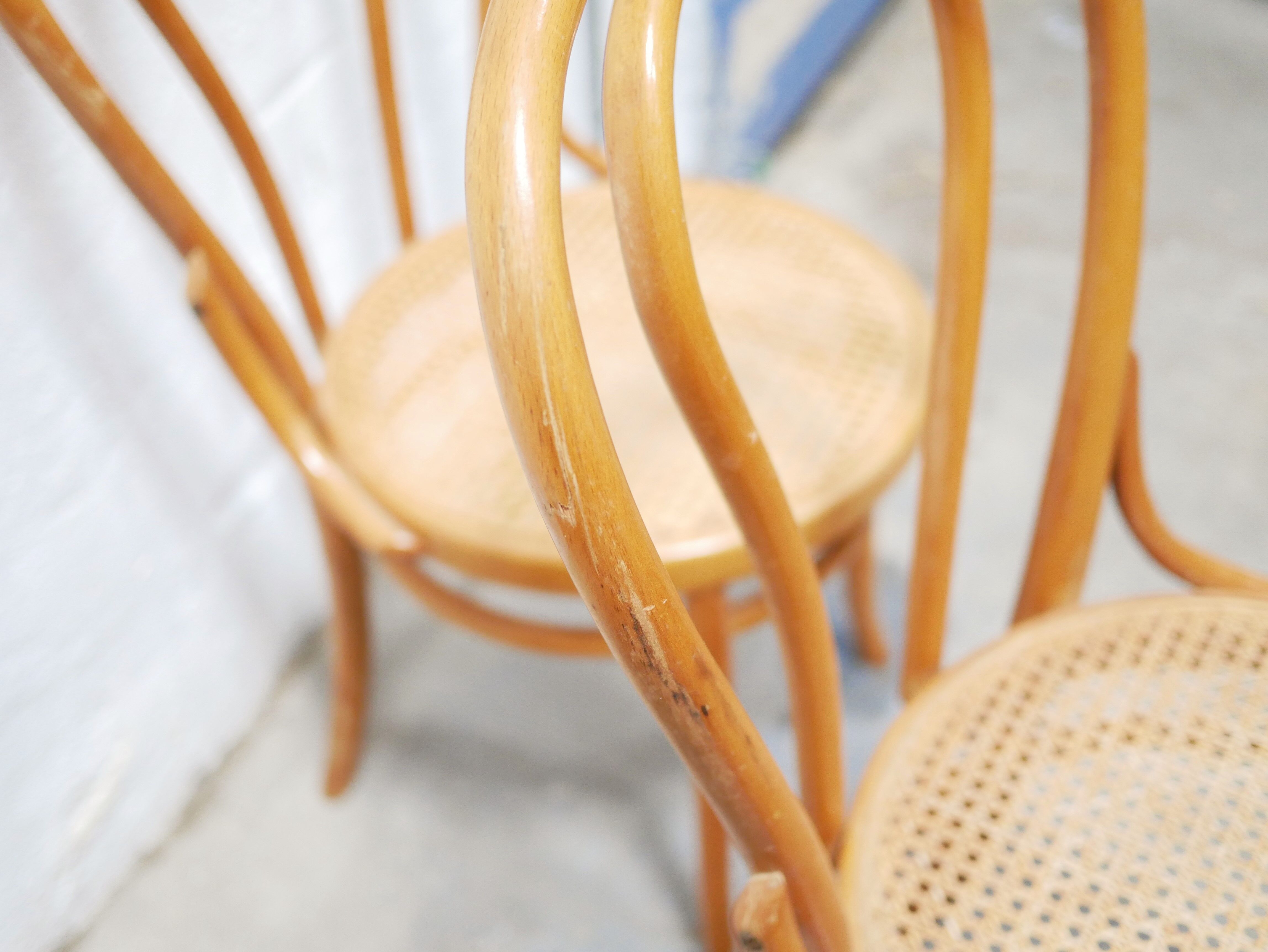 Vintage bistro chair cannée