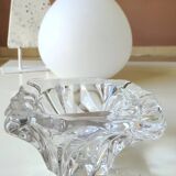 Crystal pocket emptier in the shape of a cut diamond. Baccarat style. Diameter 15cm