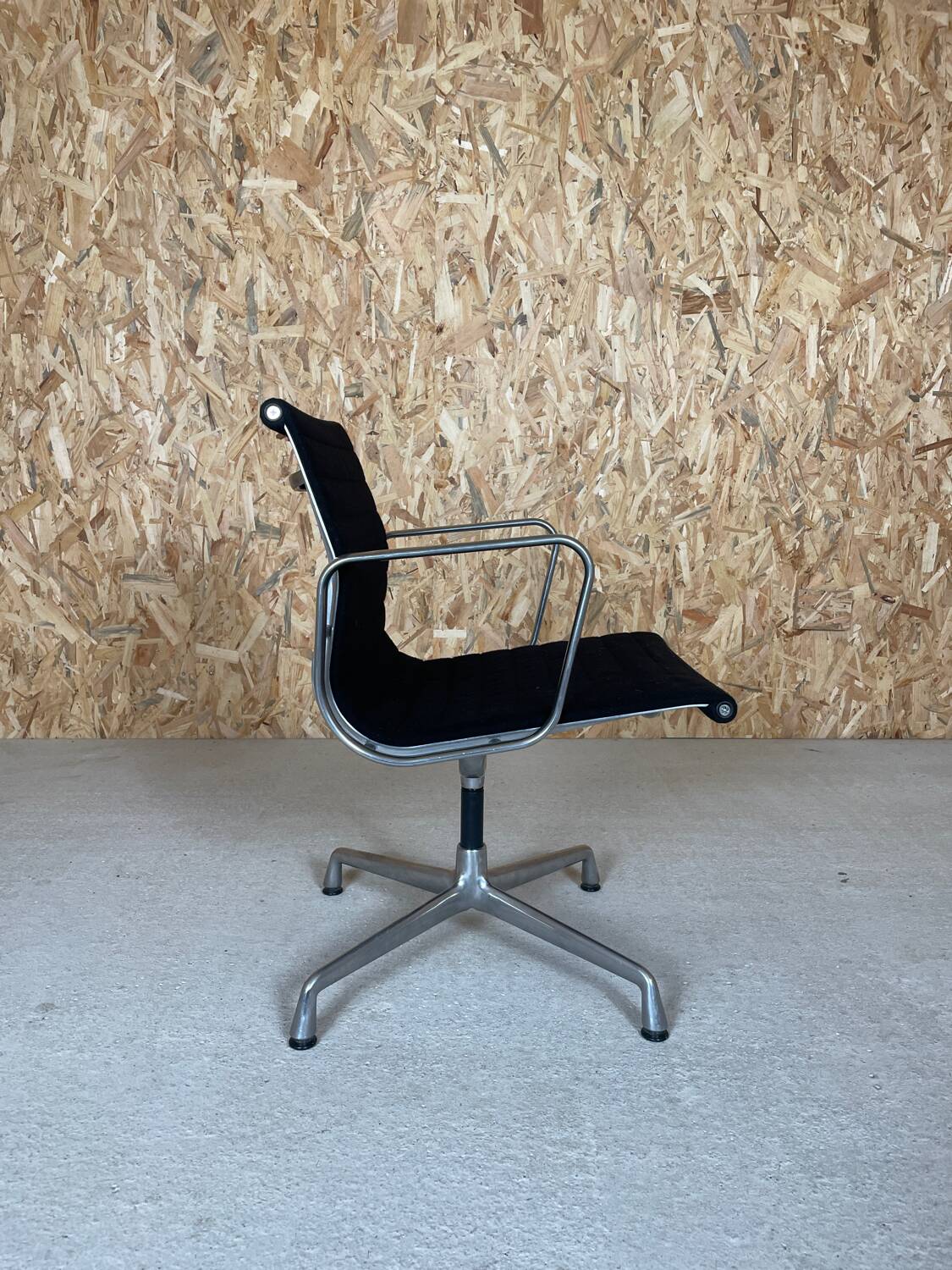 Eames EA 108 Office Chair