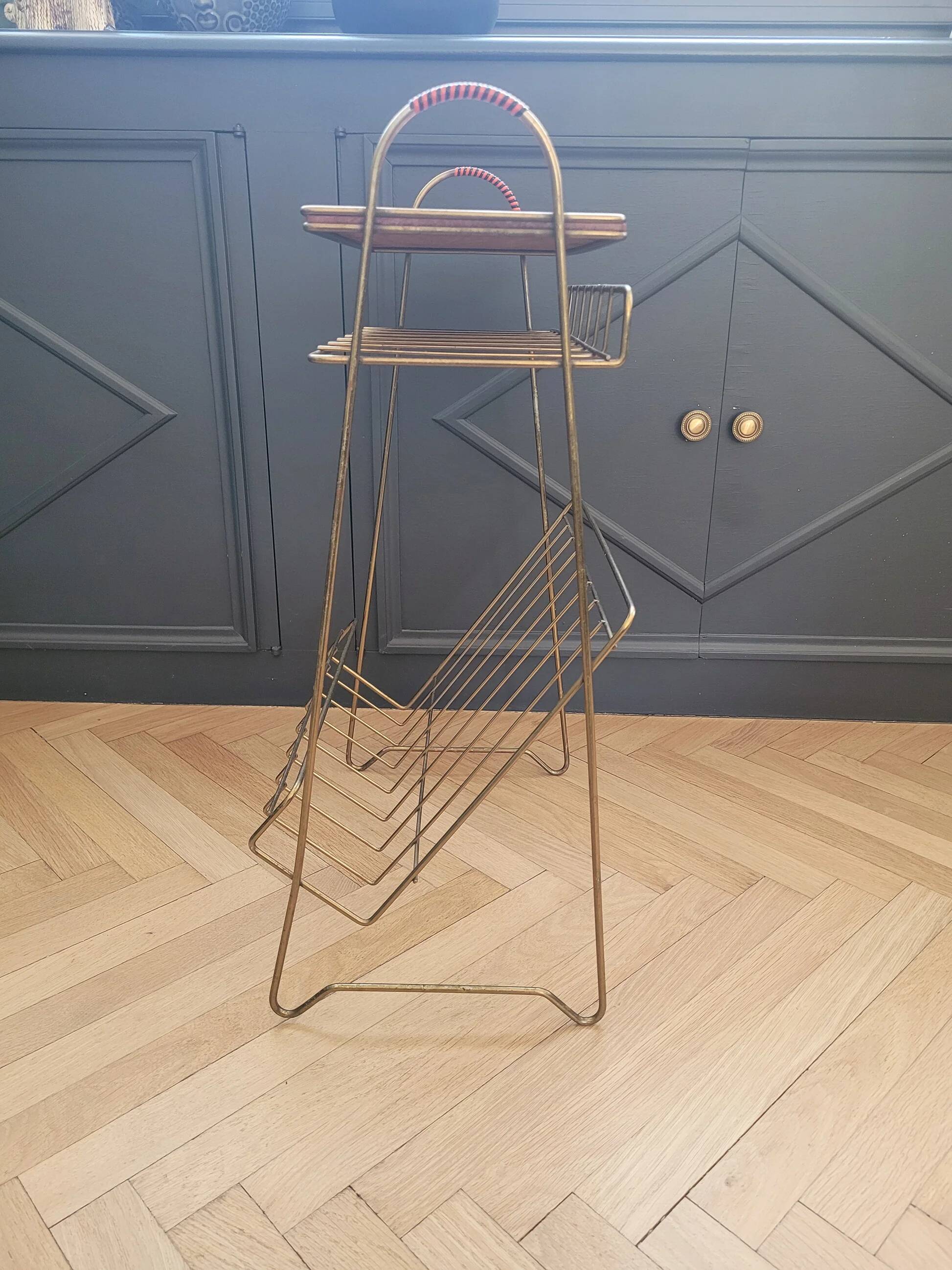 Vintage brass wire side table-magazine rack