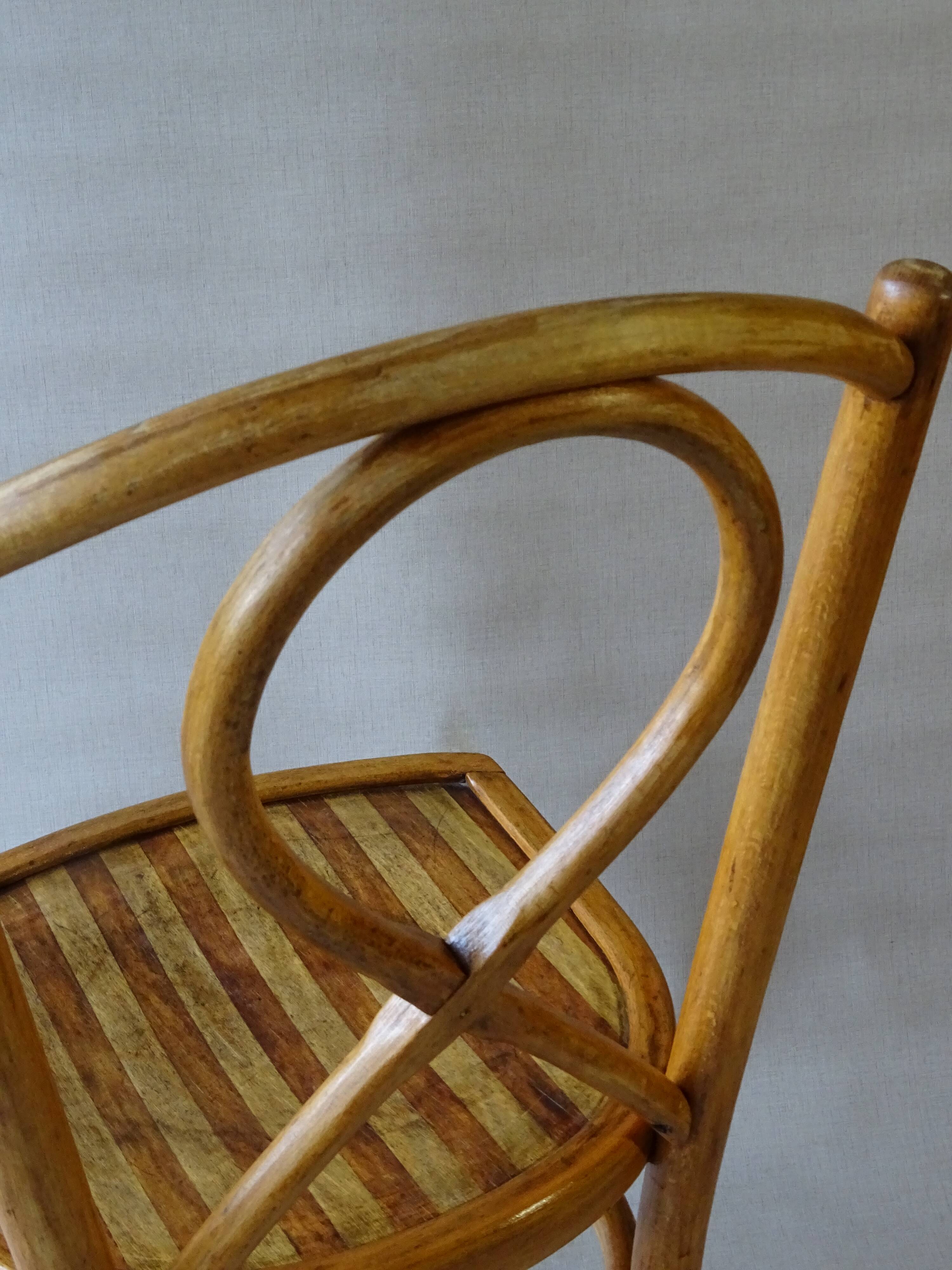 2 chaises gyf, bistrot assises bois, 1935