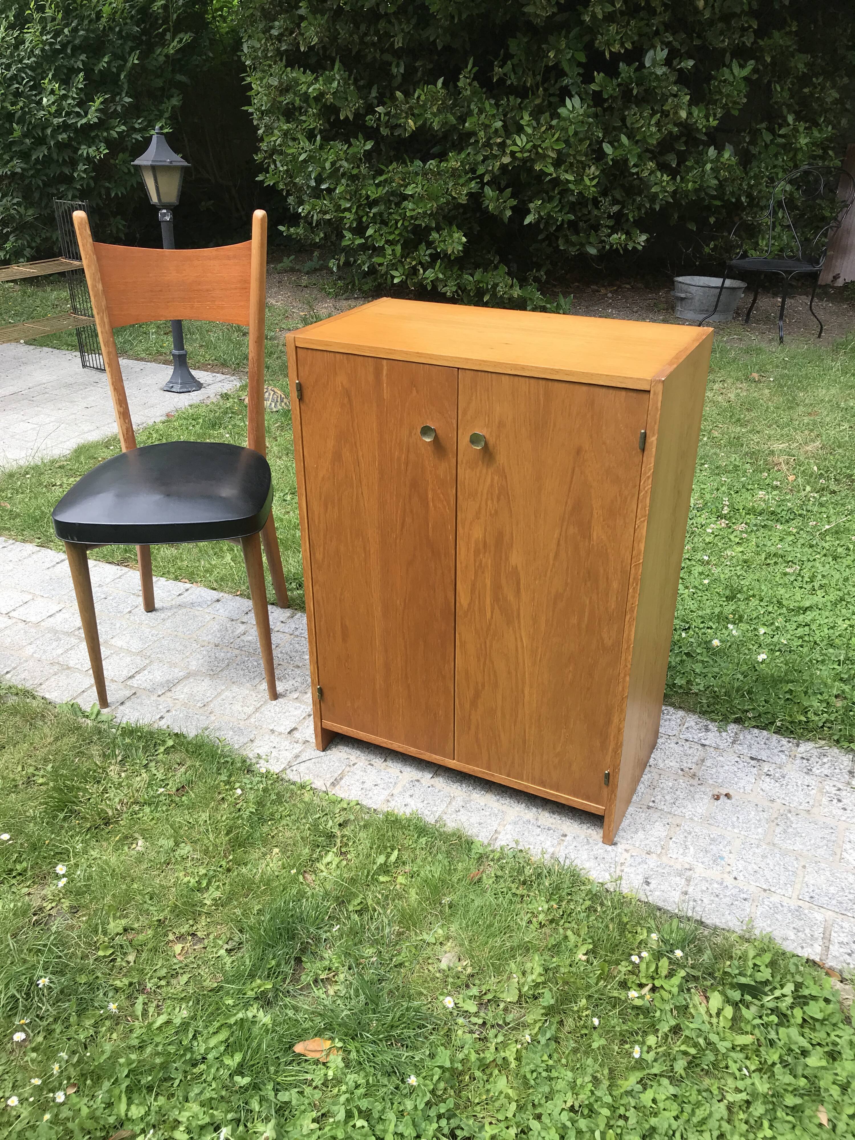 Vintage 1960 mini Dresser buffet