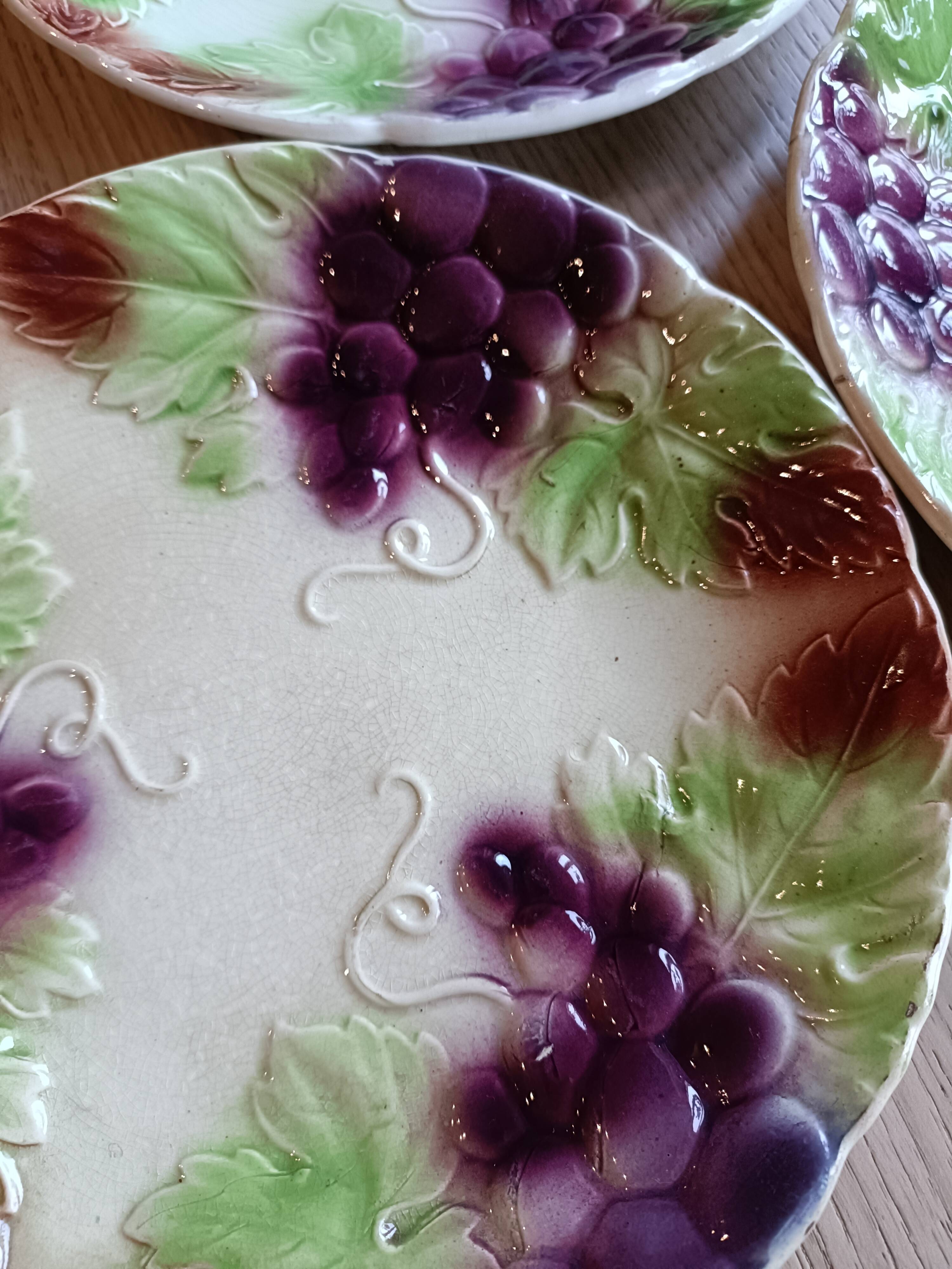 3 barbotine plates from Onnaing