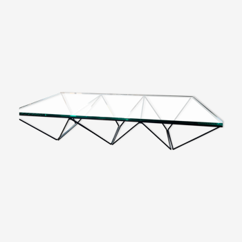 Alanda coffee table by Paolo Piva