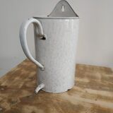 Fountain vintage metal enamelled