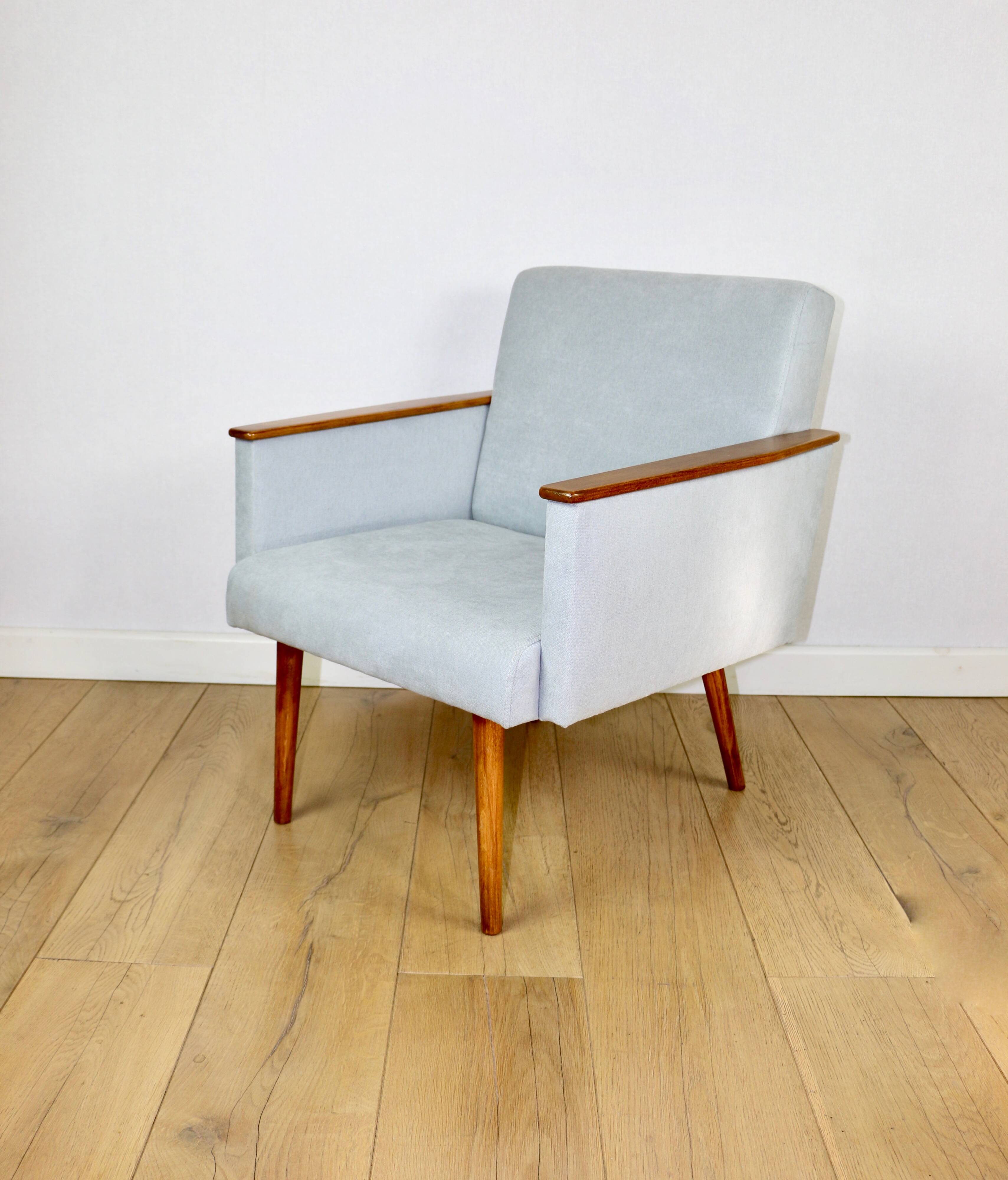 Vintage Art Deco Loft armchair - blue sky