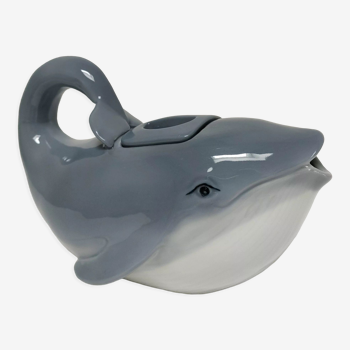 Teapot zoomorphic blue whale porcelain design Japan