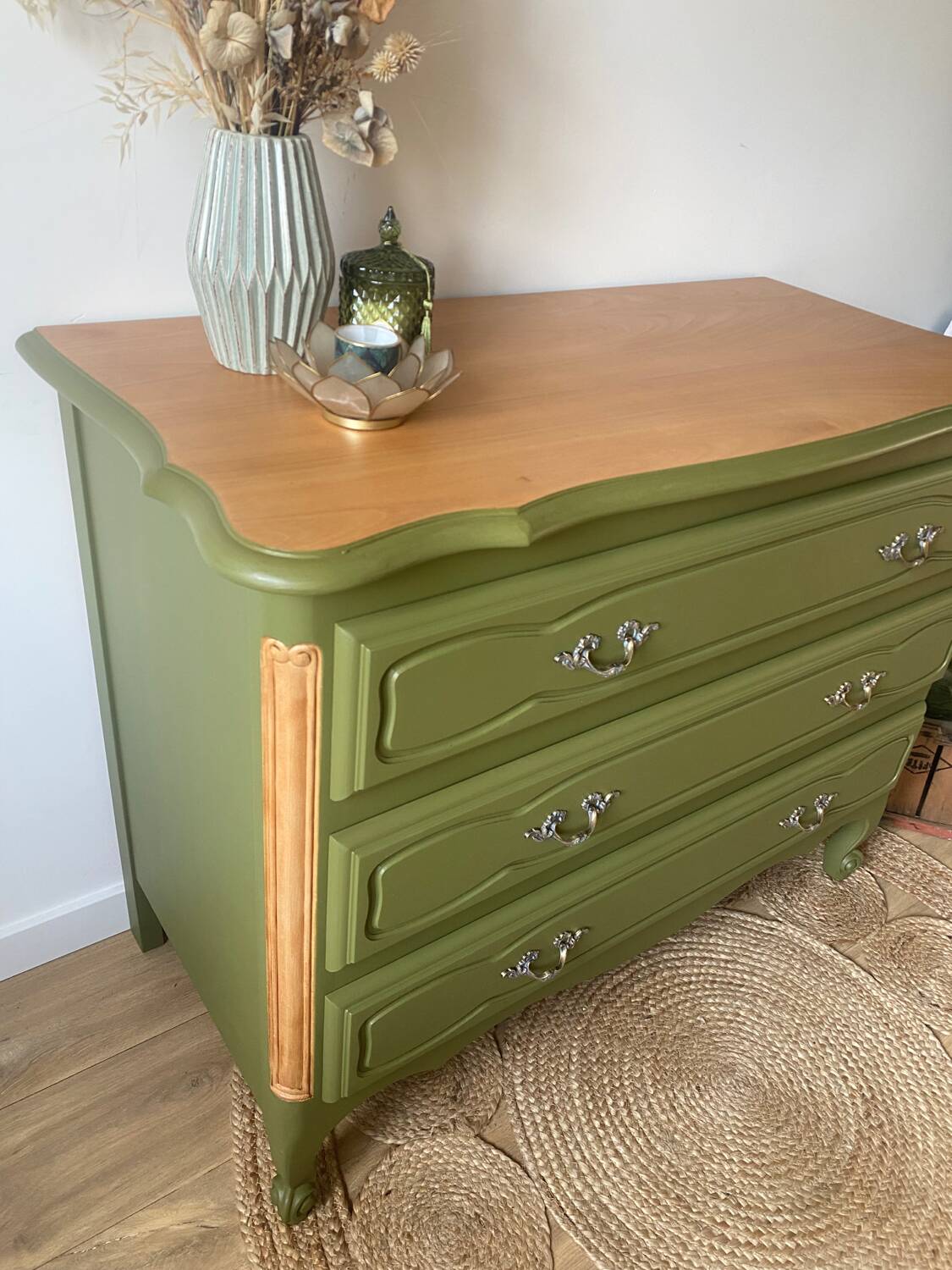 3-drawer chest of drawers redesigned in woody green and wood